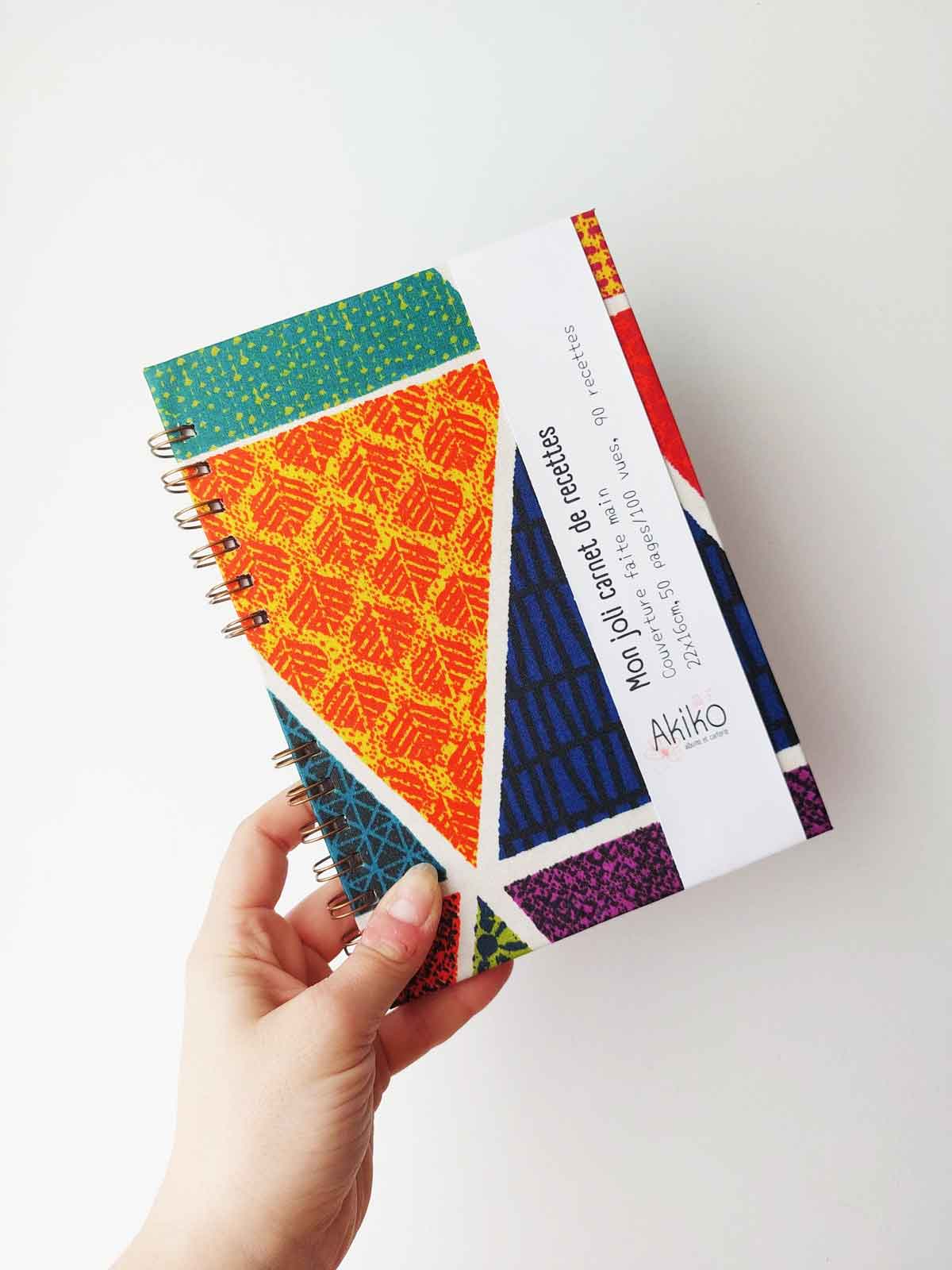 carnet de recettes à remplir personnalisé fait main couverture en tissu wax