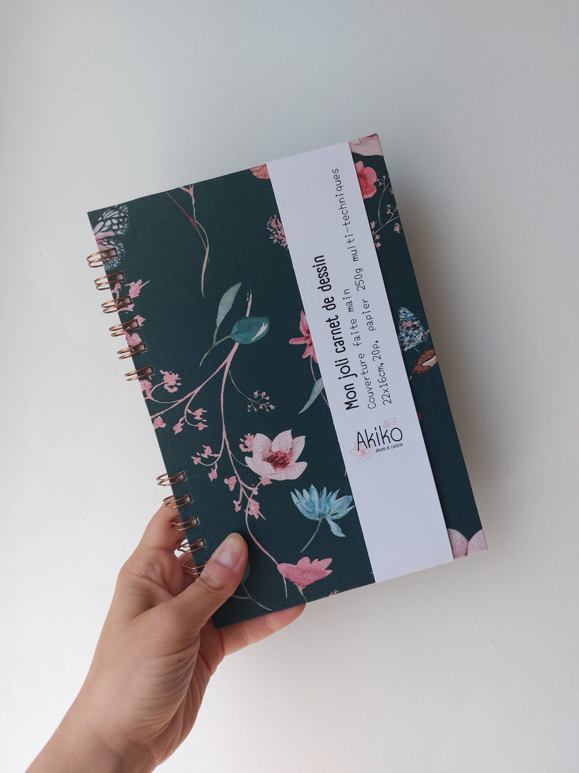 carnet de dessin akiko