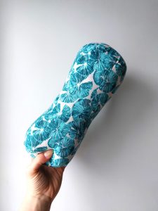 Coussin de lecture confortable fait main par Jarodely