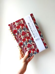 carnet de jardinier coquelicots à remplir fait main en france akiko
